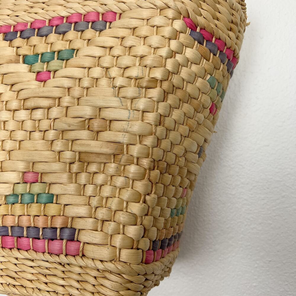 Vintage Woven Straw Tote Bag Boho Market Basket Painted Tribal Aztec Detail - Picture 4 of 11